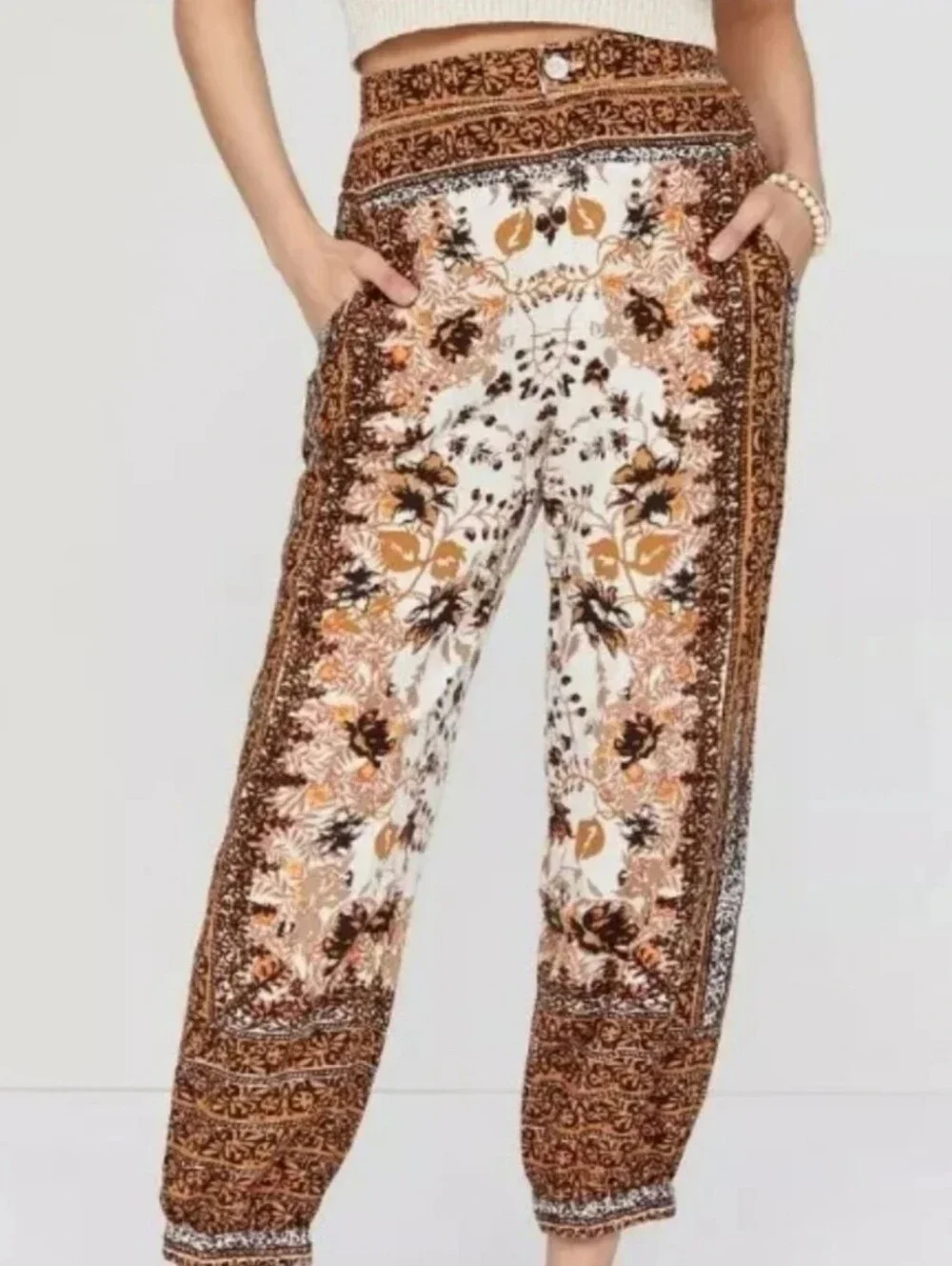 Anthropologie ✨️ Women's Cream and Brown Boho Floral Joggers Pants Size 2 - Picture 2 of 11